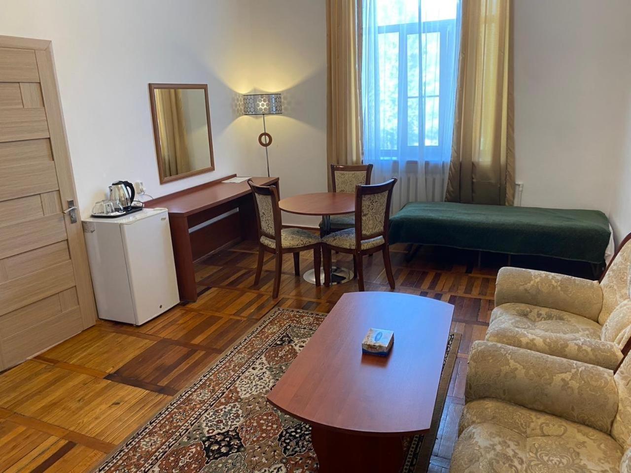 Diligence Hotel & Restaurant ديليجان المظهر الخارجي الصورة