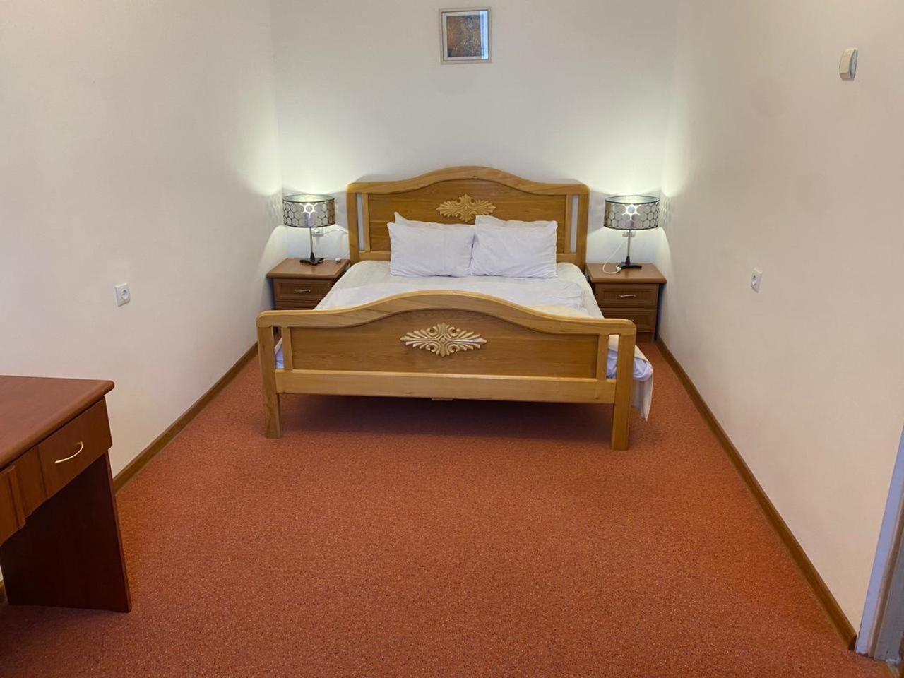 Diligence Hotel & Restaurant ديليجان المظهر الخارجي الصورة