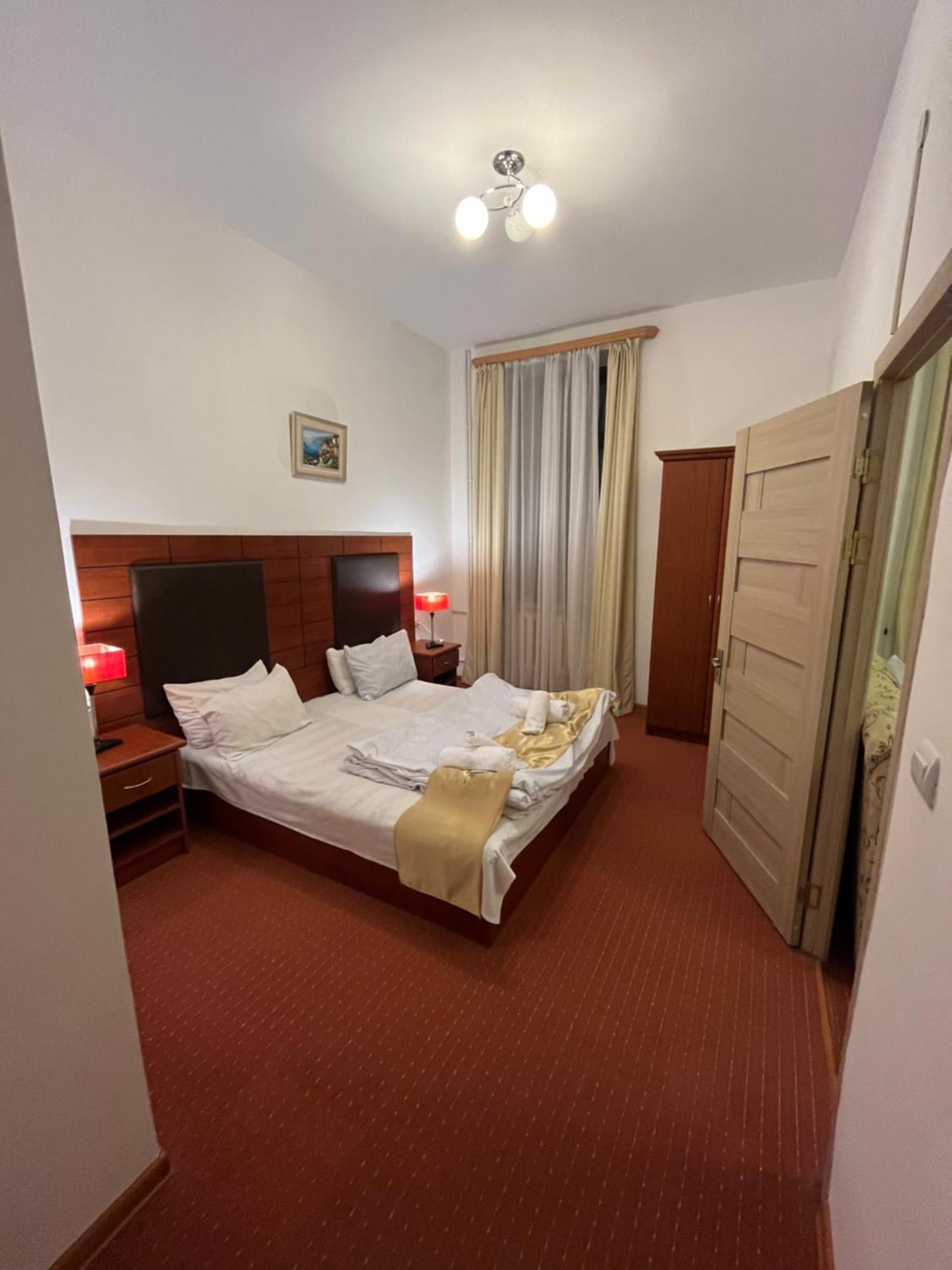Diligence Hotel & Restaurant ديليجان المظهر الخارجي الصورة