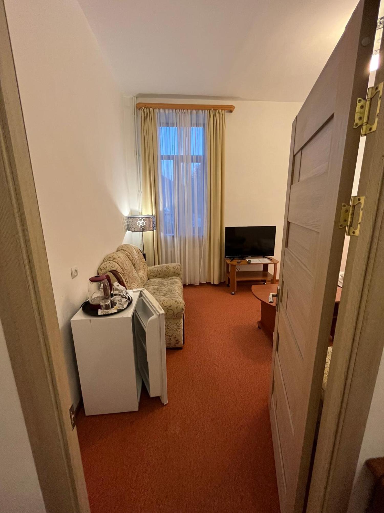 Diligence Hotel & Restaurant ديليجان المظهر الخارجي الصورة